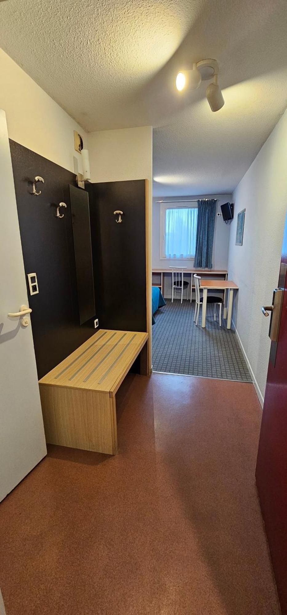 Hotel Lyon Sud, Pierre Benite, St Genis Laval ภายนอก รูปภาพ