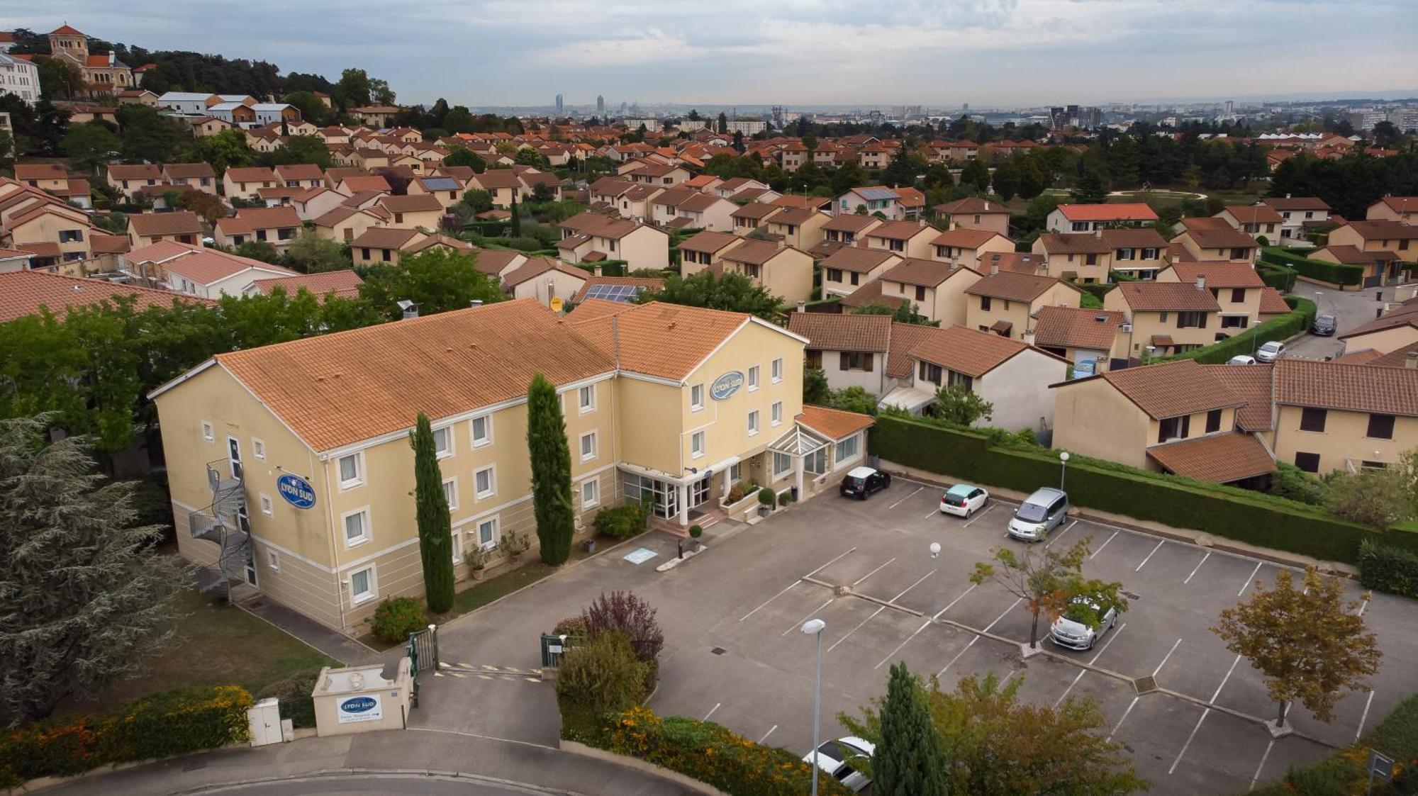 Hotel Lyon Sud, Pierre Benite, St Genis Laval ภายนอก รูปภาพ