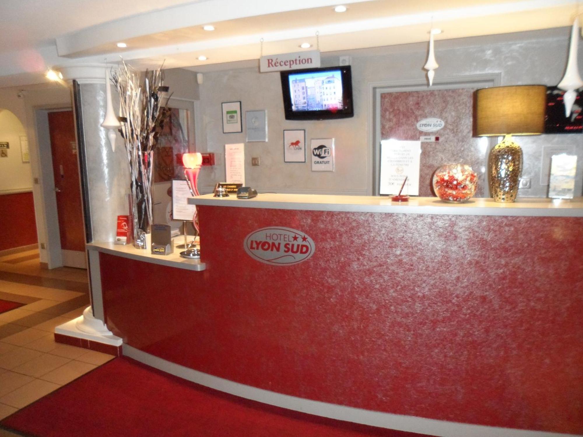 Hotel Lyon Sud, Pierre Benite, St Genis Laval ภายนอก รูปภาพ