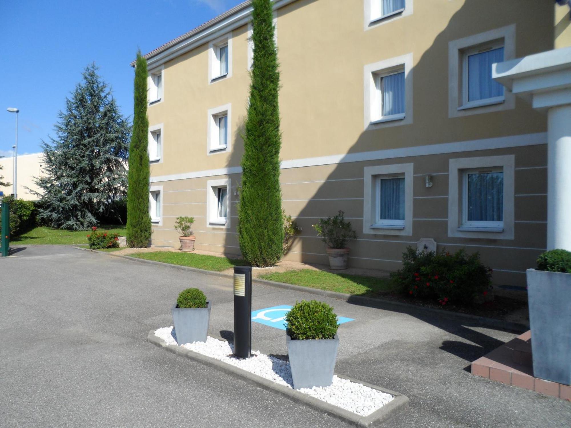 Hotel Lyon Sud, Pierre Benite, St Genis Laval ภายนอก รูปภาพ