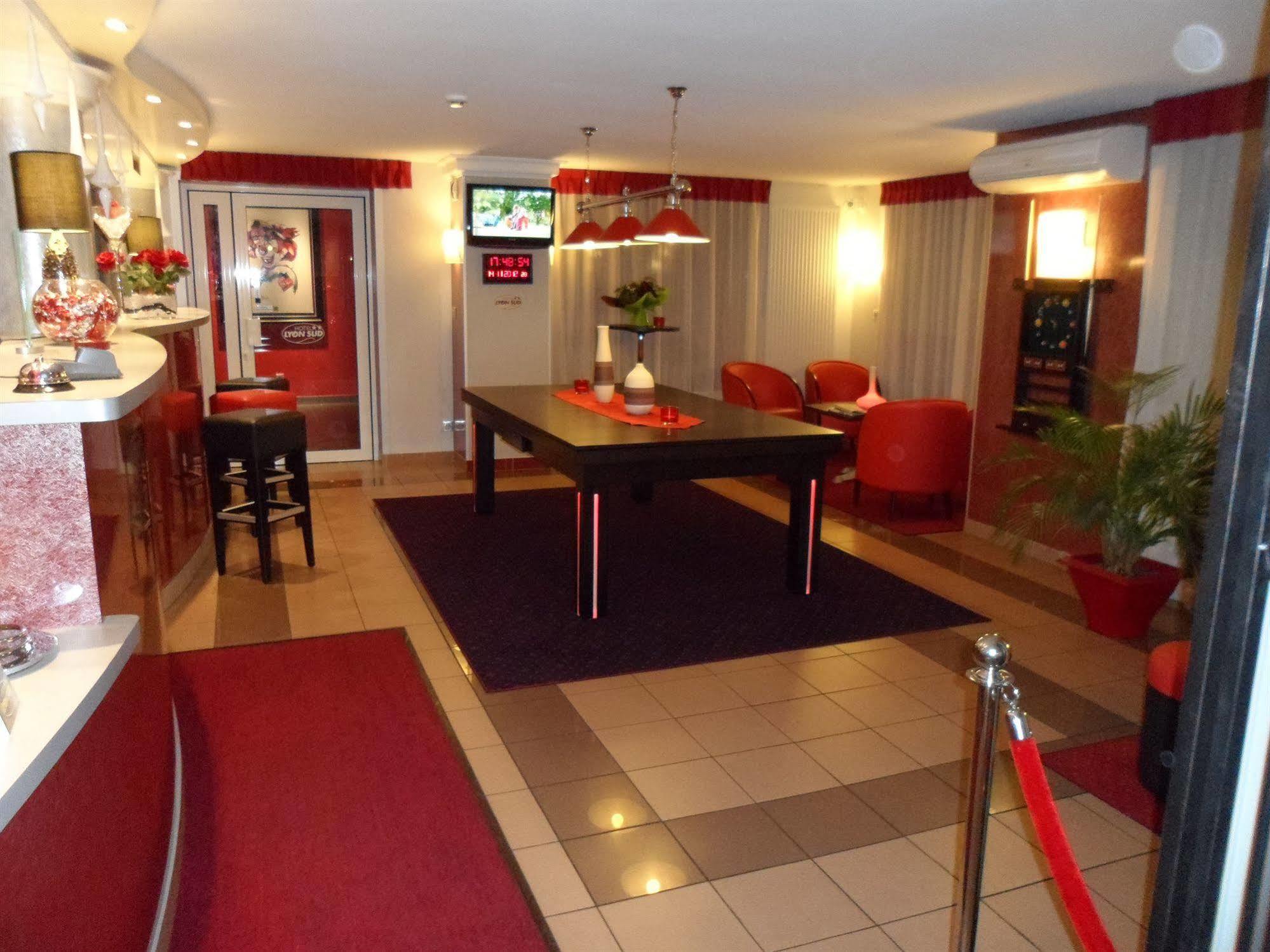 Hotel Lyon Sud, Pierre Benite, St Genis Laval ภายนอก รูปภาพ