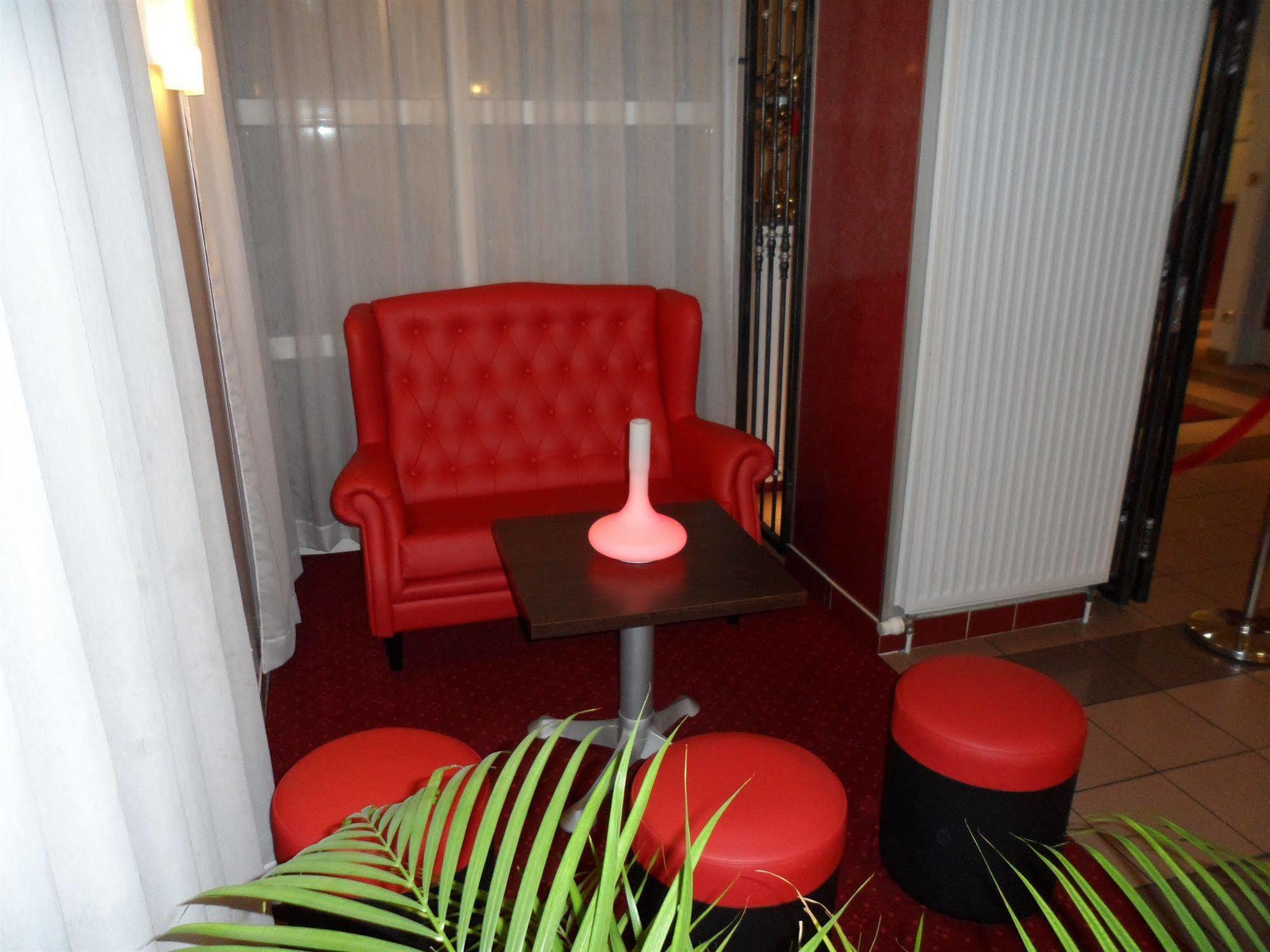 Hotel Lyon Sud, Pierre Benite, St Genis Laval ภายนอก รูปภาพ