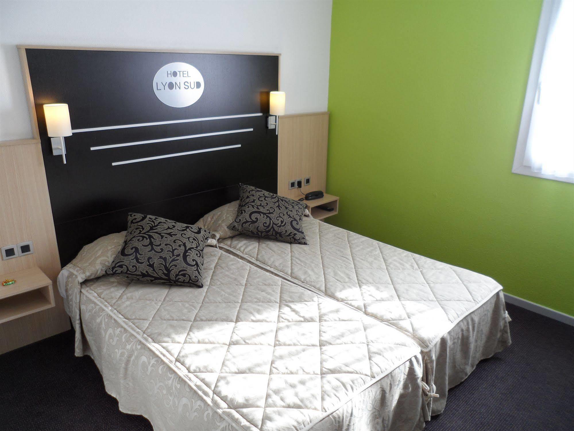 Hotel Lyon Sud, Pierre Benite, St Genis Laval ภายนอก รูปภาพ