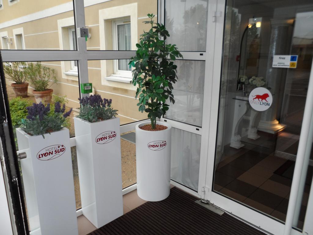 Hotel Lyon Sud, Pierre Benite, St Genis Laval ภายนอก รูปภาพ